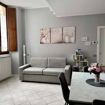 Le Scuderie - *